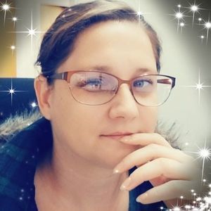 Meet your Posher, Jenn